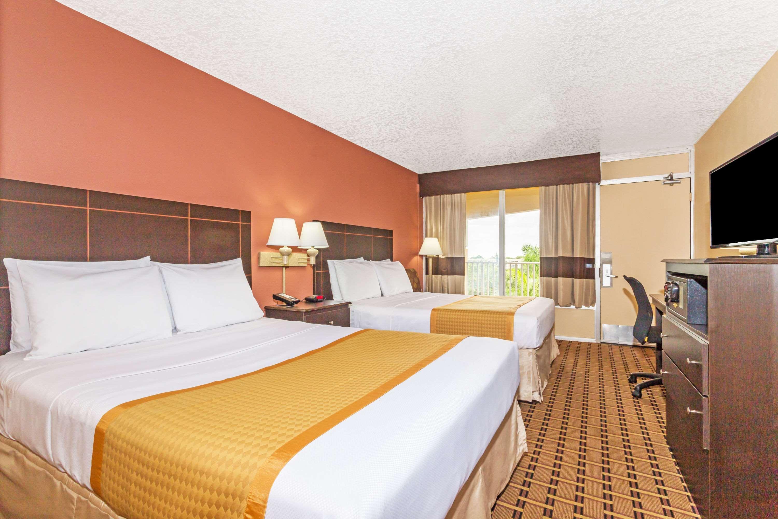 Days Inn By Wyndham Fort Lauderdale-Oakland Park Airport N Εξωτερικό φωτογραφία